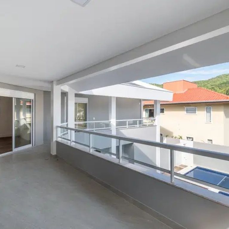 WhatsApp-Image-2026-03-11-at-16.05.02