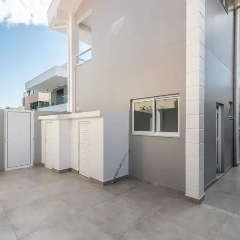 WhatsApp-Image-2026-03-11-at-16.05.03